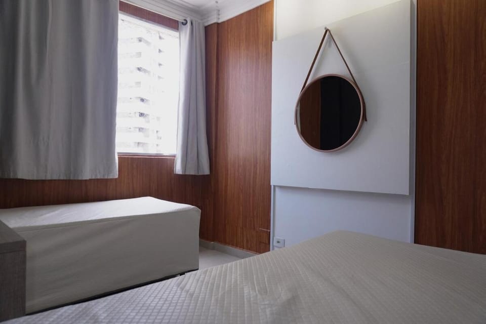 Ap Astúrias e Tombo com churrasqueira perto do mar Apartment in State of São Paulo