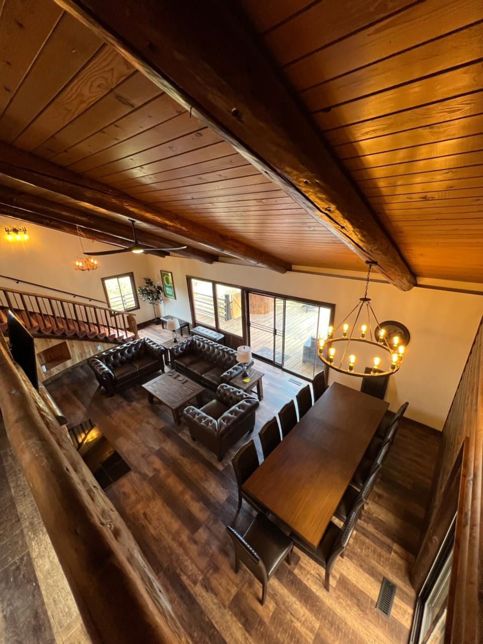 Deluxe Chalet Retreat near U of O Eugene OR Large groups welcome sleeps 16 Pet stay Free Chalet in Willamette Valley