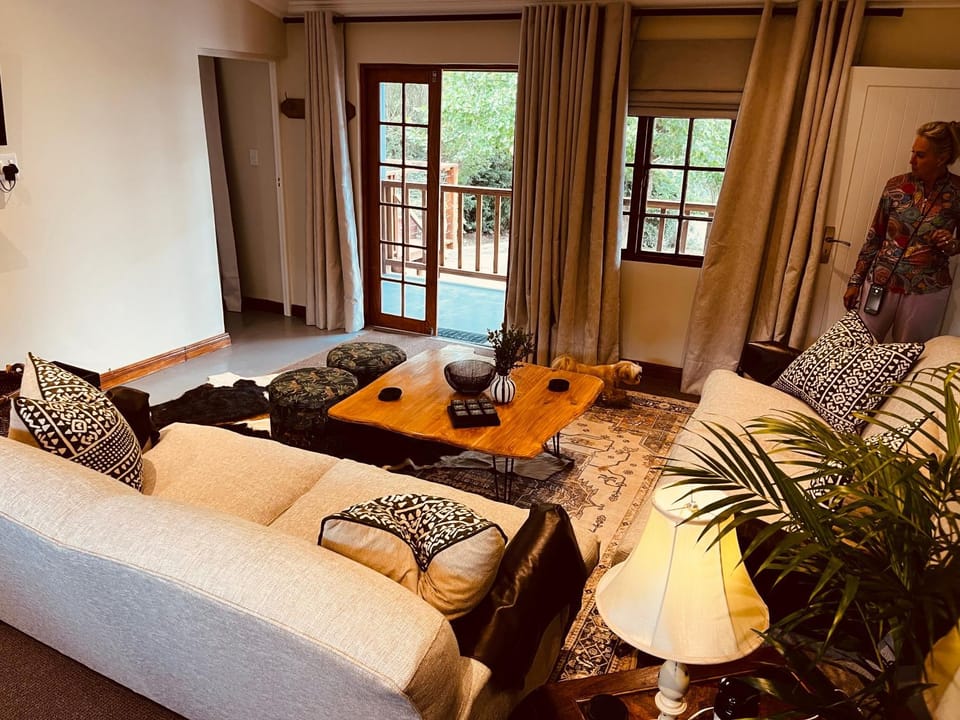 Haze Inn Cottages Crowned Apartment in KwaZulu-Natal
