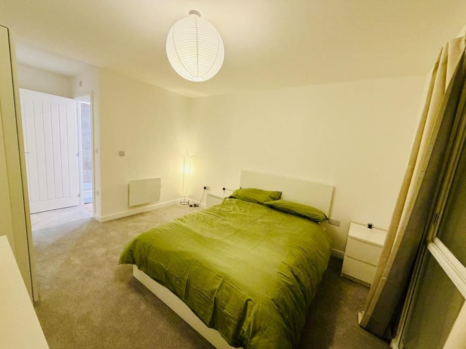 Brand New Modern 2 bedroom Flat Near City Centre Apartment in Gateshead