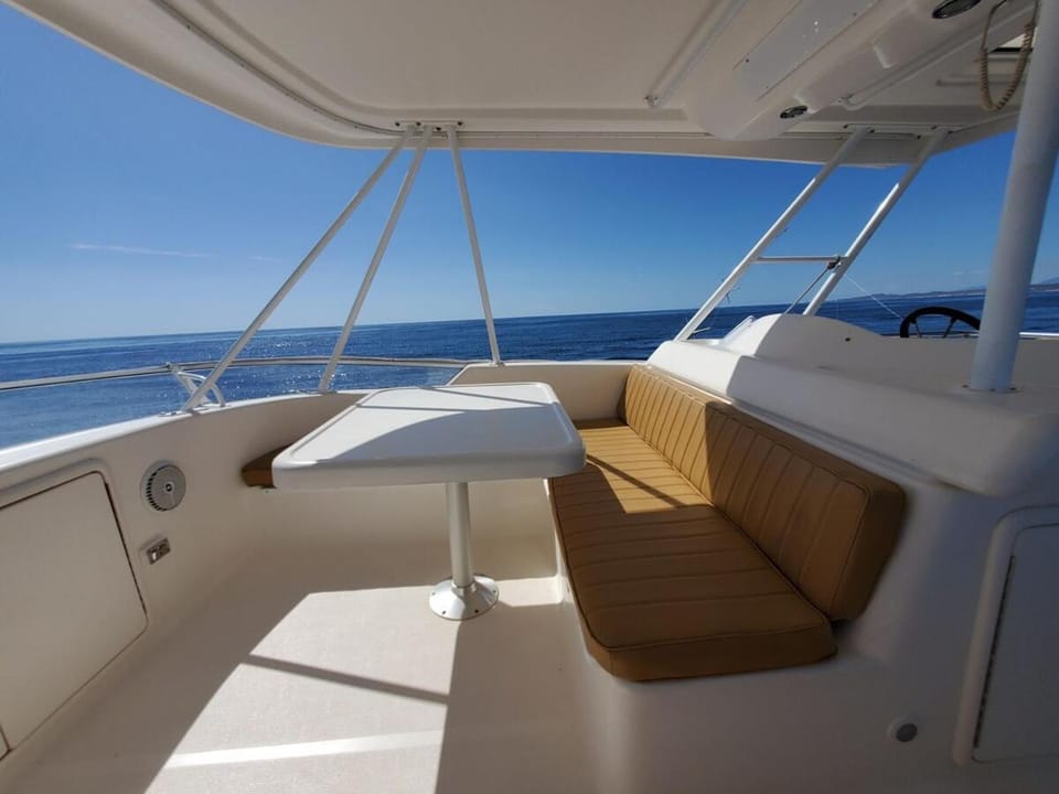 Private Yacht Walk to beach and Centro Relax Docked boat in Baja California Sur