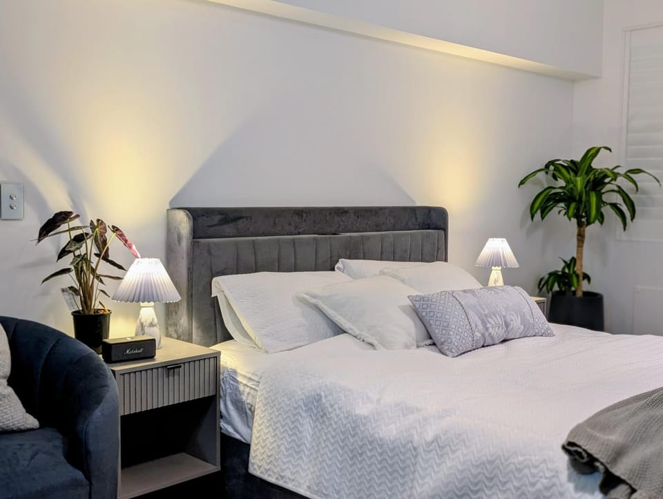 Coastal Zen Rooftop Views Resort Living Apartment in Port Macquarie