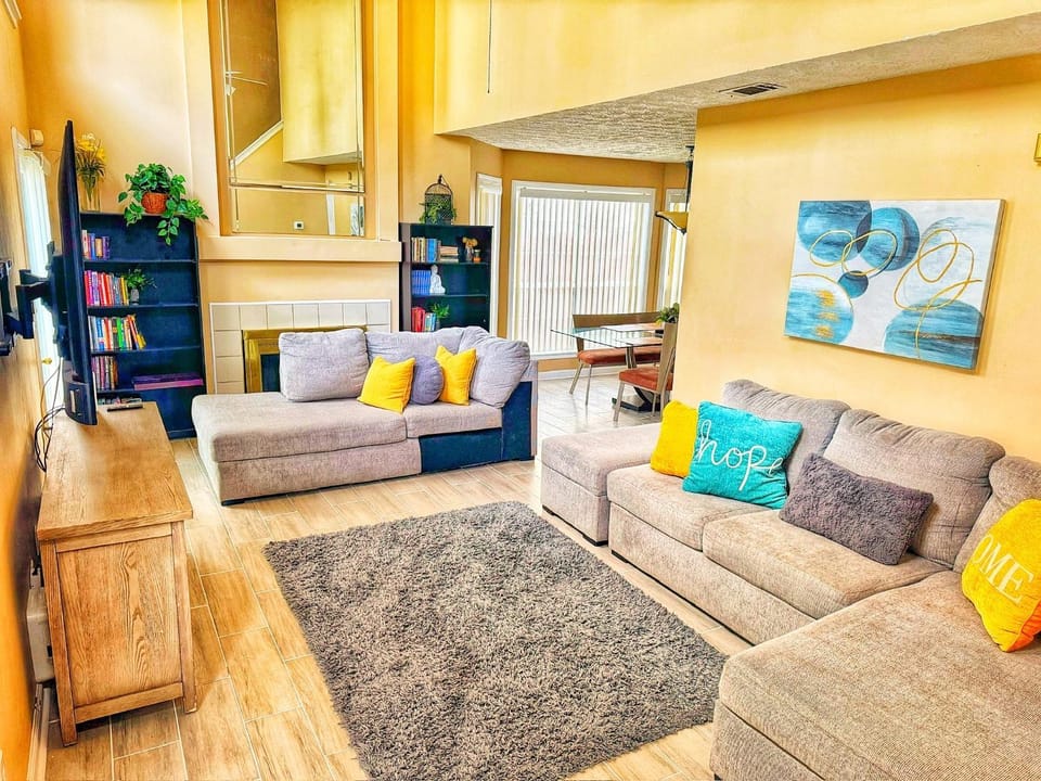 TV and multimedia, Living room