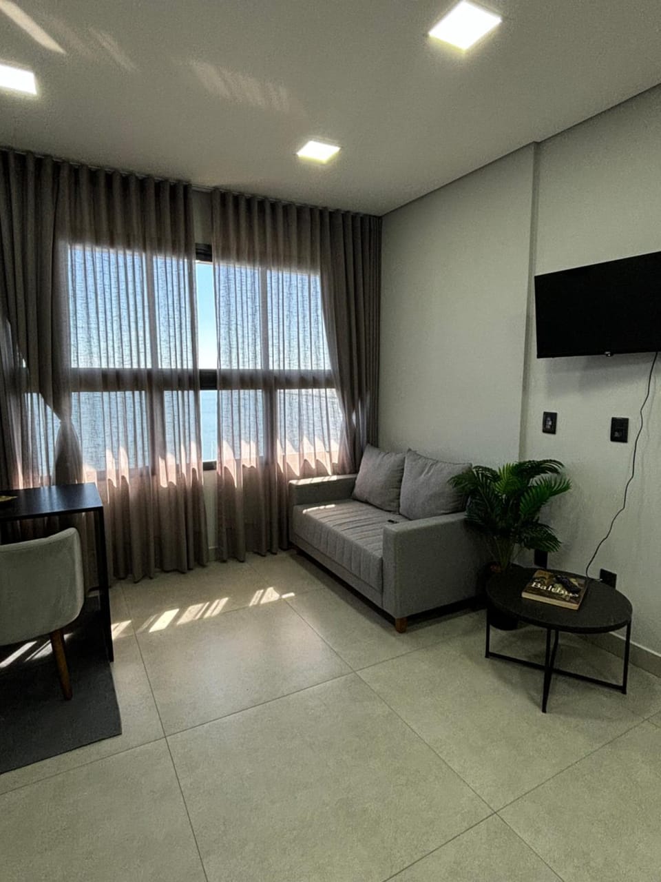 Communal lounge/ TV room, TV and multimedia, Living room, Seating area, Evening entertainment