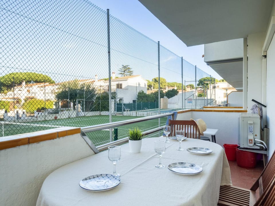 Apartamento en L'Escala con Wifi y Parking - ES-325-46 Apartment in L'Escala