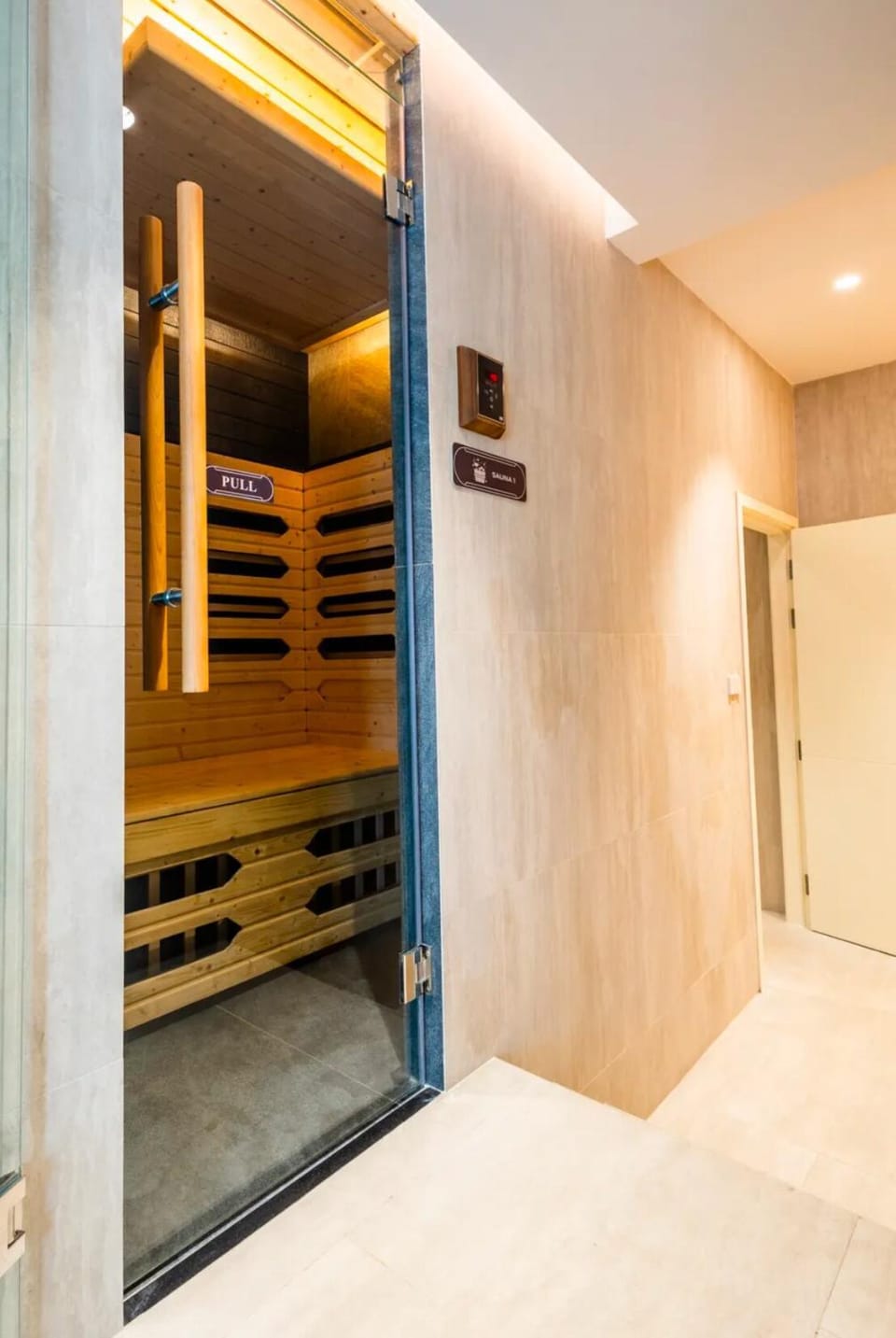 Beach House - The Title Legendary, Bang Tao Apartment in Choeng Thale