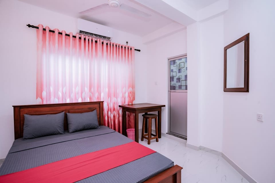 GRAND MERIDIAN RESIDENCEs Bed and Breakfast in Southern Province