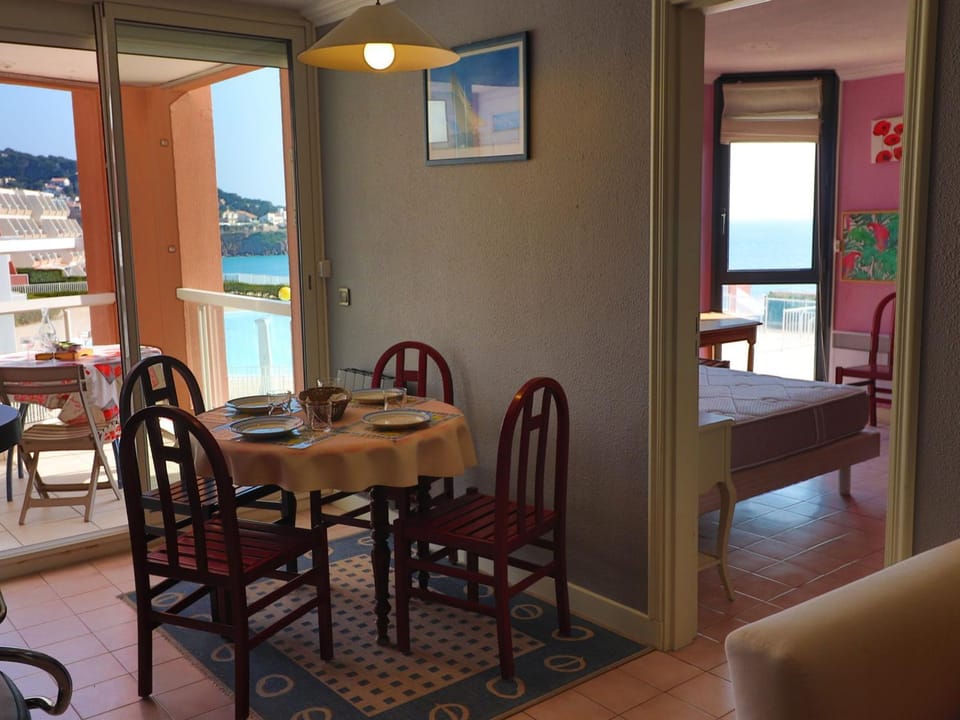 Appartement 2 pièces, 4 pers., vue mer, piscine et parking - FR-1-472A-145 Apartment in Occitanie