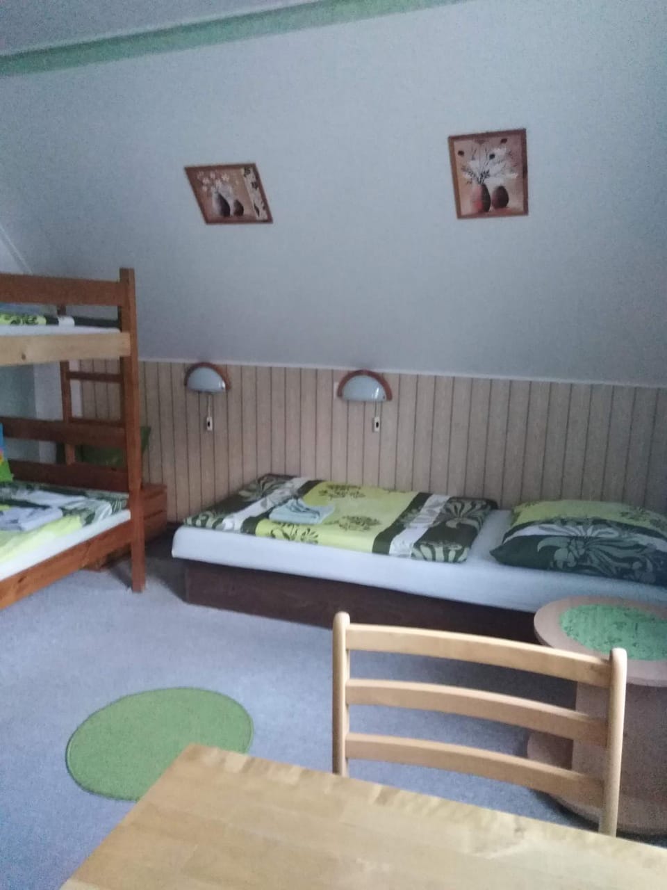 Photo of the whole room