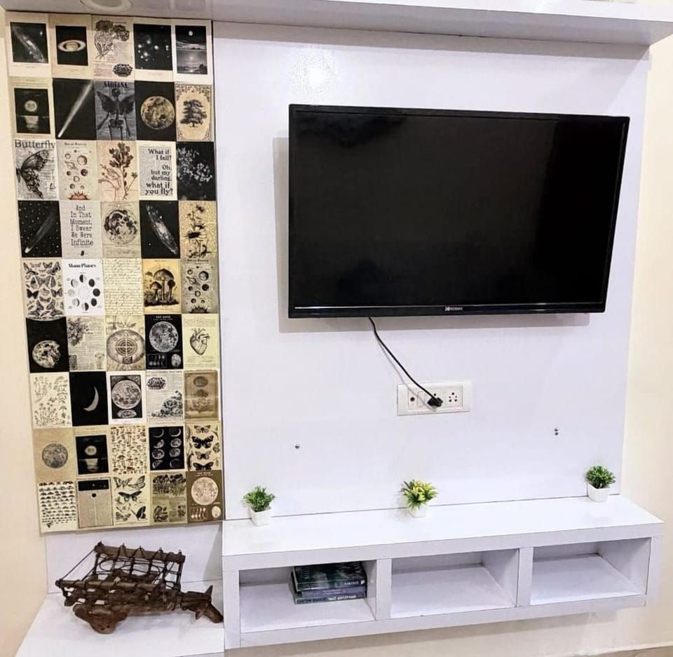 TV and multimedia, Decorative detail