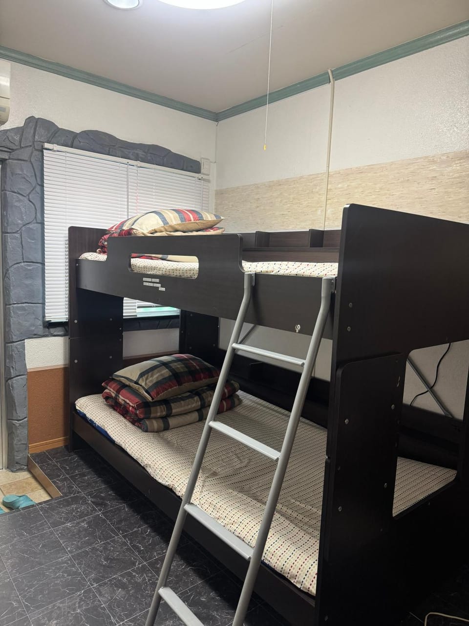 bunk bed
