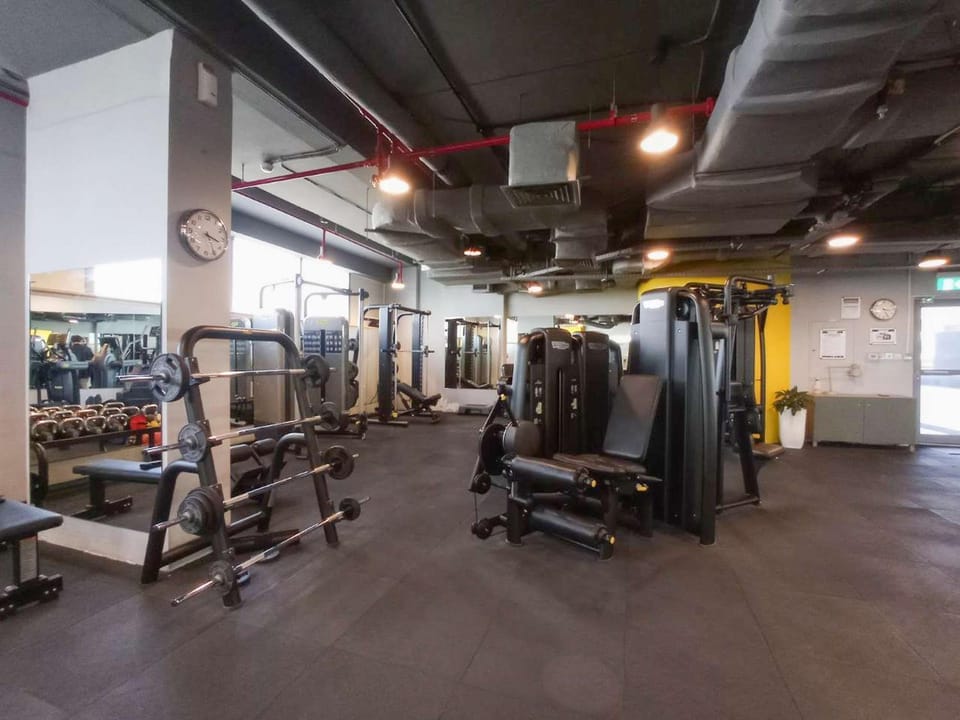 Free housekeeping visits during your stay - StayShort - Stylish Studio at DIFC Sky Gardens Sleeps 4 Apartment in Dubai