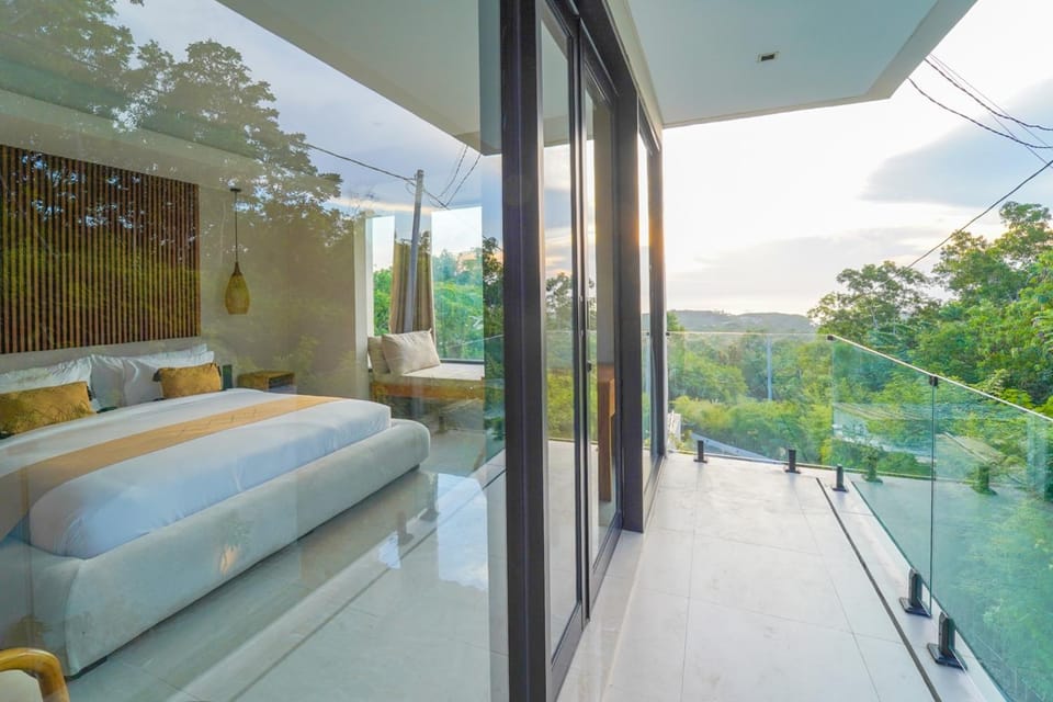 Bed, Garden, View (from property/room), Bedroom