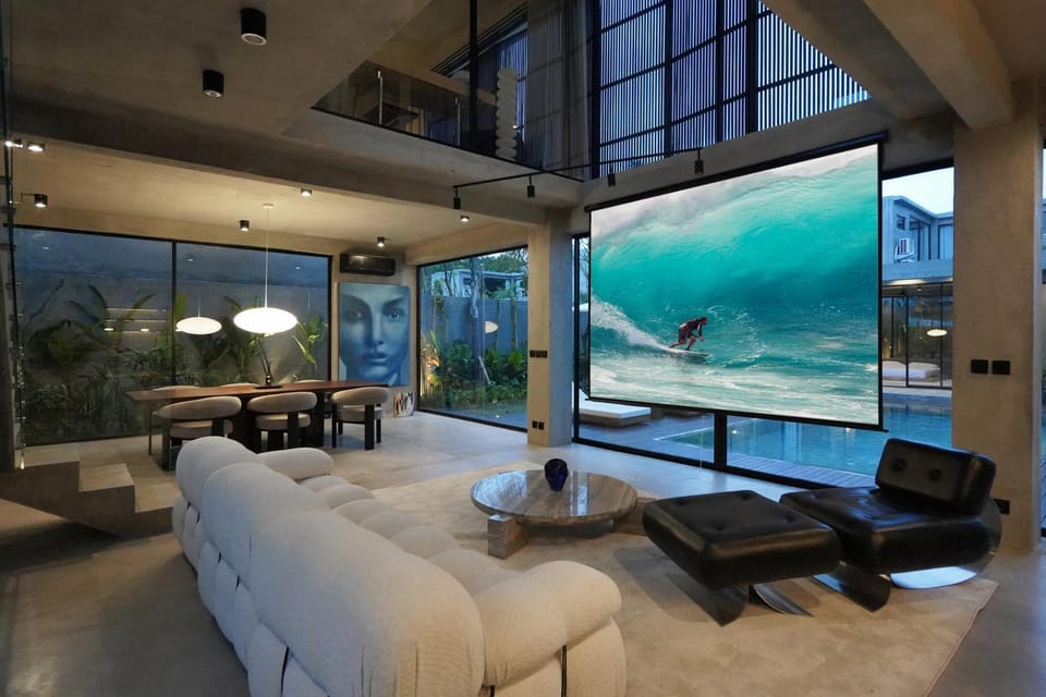 Living room, Seating area, Evening entertainment, Pool view