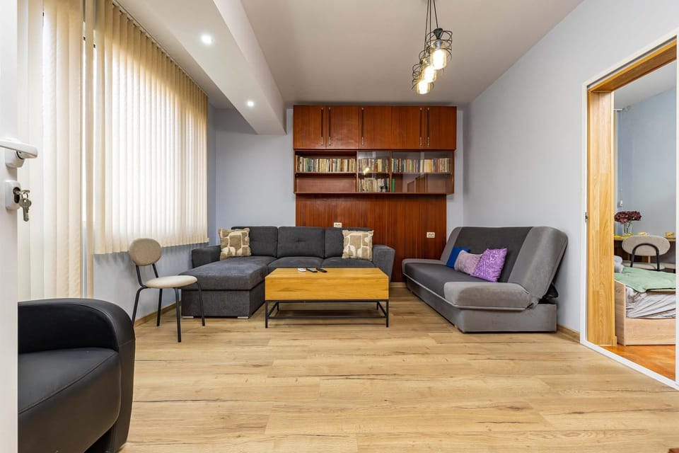 Library, Living room, Seating area