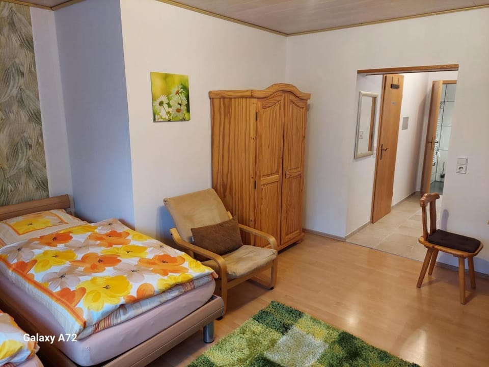 Bed, Bedroom, wardrobe