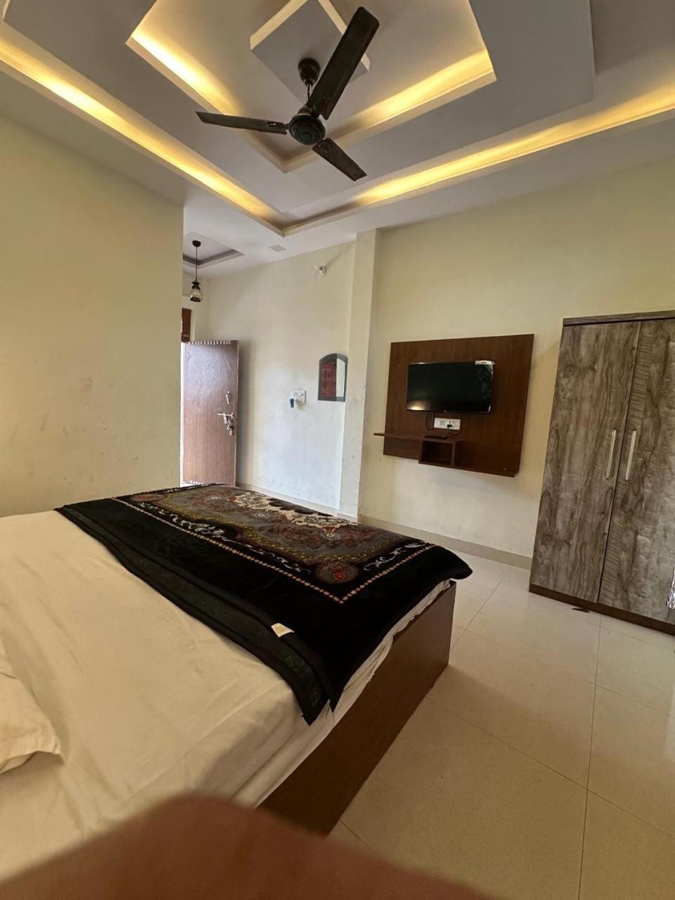 Prithvi guest house Apartment in Uttar Pradesh