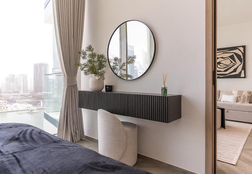 Stylish 1BR Apartment in Peninsula 3 with Stunning Canal View Apartment in Dubai