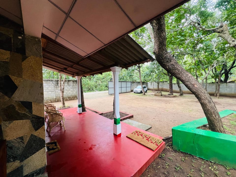 Ceylora Grand Polonnaruwa Bed and Breakfast in Sri Lanka