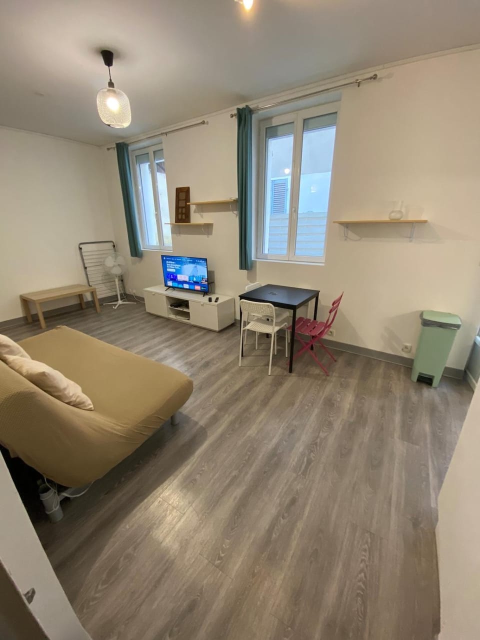 FLCbm - Large terrace -Belle de Mai- St Charles Apartment in Marseille
