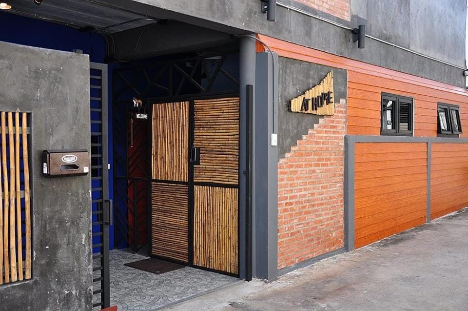 Facade/entrance, Property logo or sign, Decorative detail