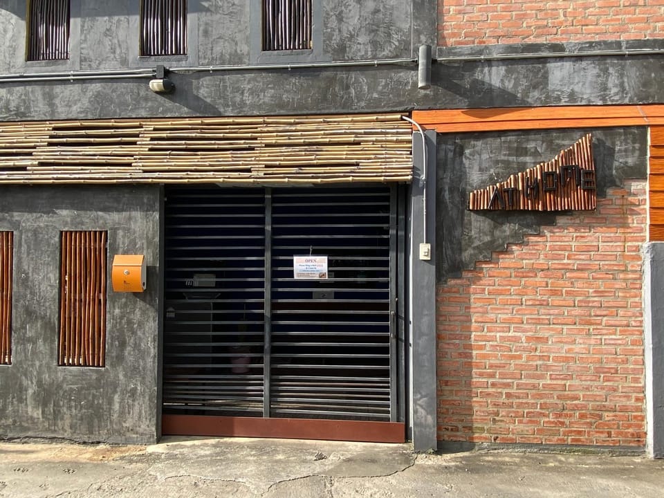 Facade/entrance, Property logo or sign
