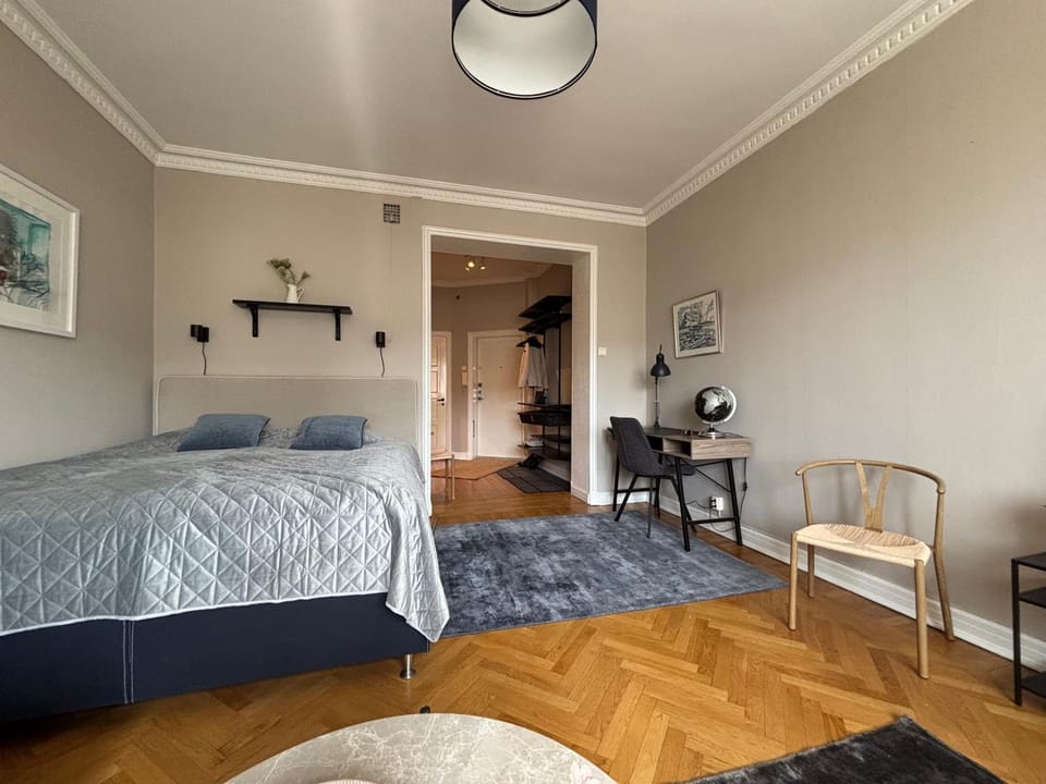 Living room, Bedroom