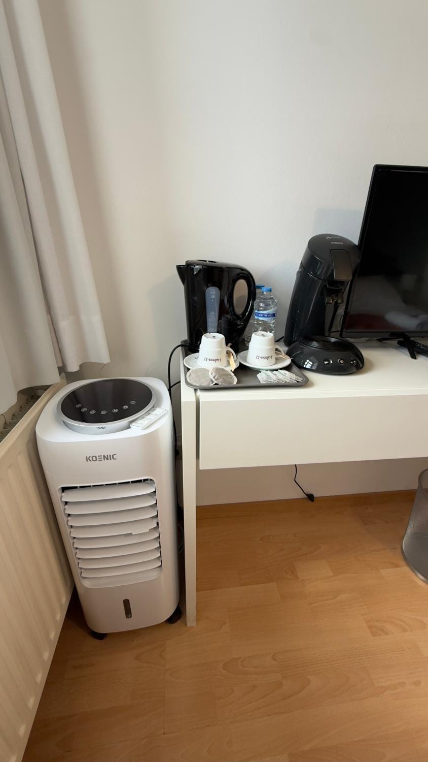 Lisboa Tram Rooms Hotel in Luxembourg