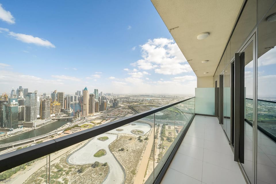 Daniels 2BR with Canal View at Aykon City Apartment in Dubai