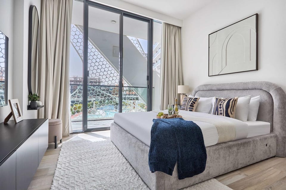 Bed, View (from property/room), Living room