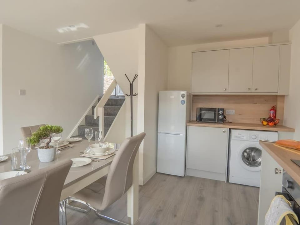 Etive House - 3 bedroom stylish home House in Cumbernauld