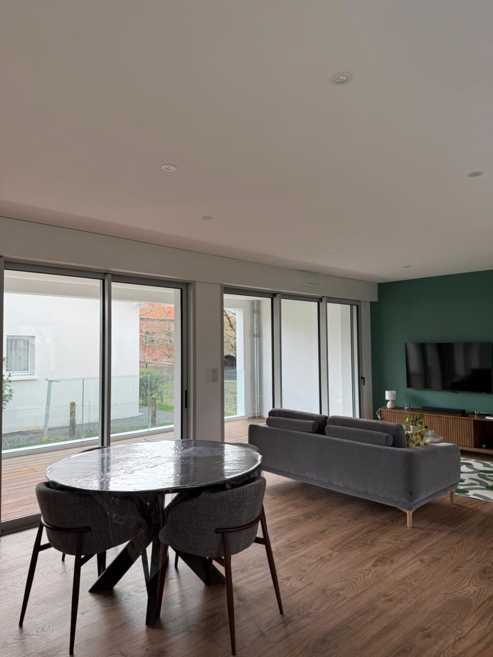 Appartement avec terrasse - Proche mer et centre Apartment in Royan