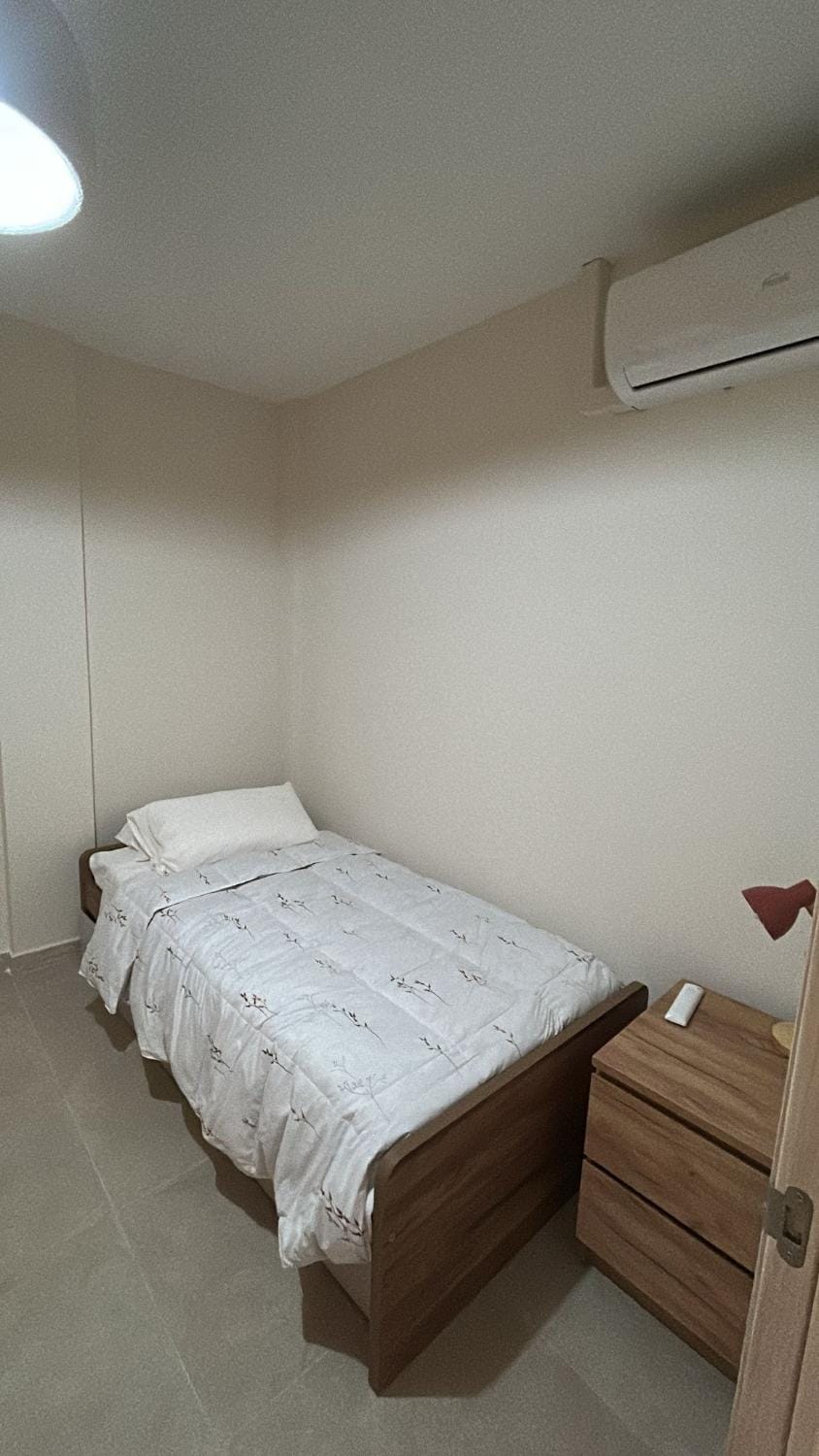 Bed, Photo of the whole room, Bedroom, air conditioner