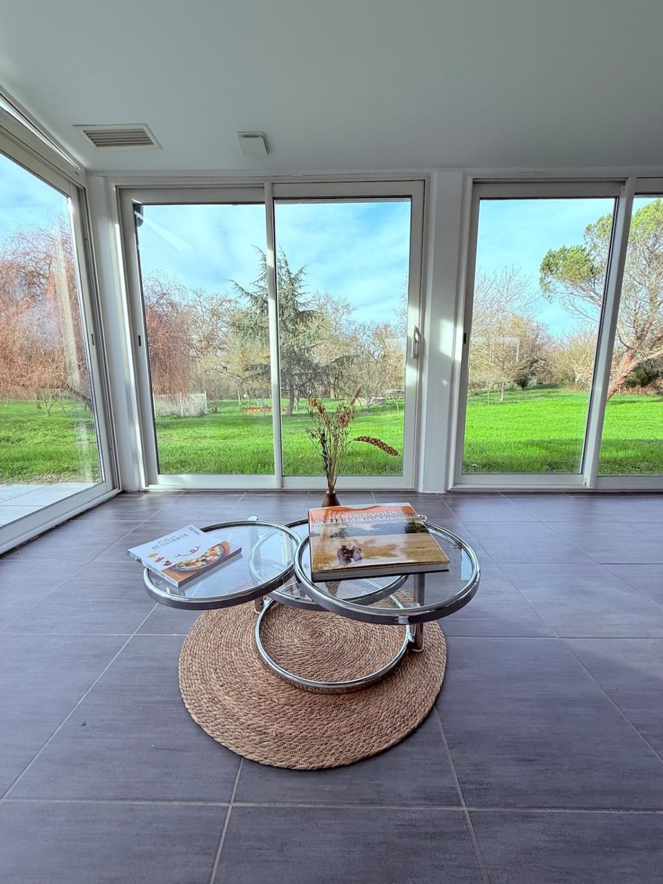 Patio, Garden, Dining area, Garden view