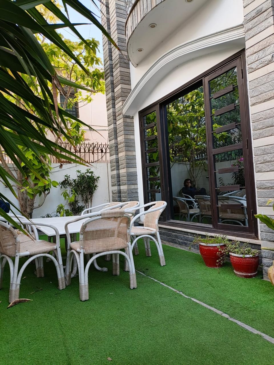 Sea View Inn Guest house Bed and Breakfast in Karachi
