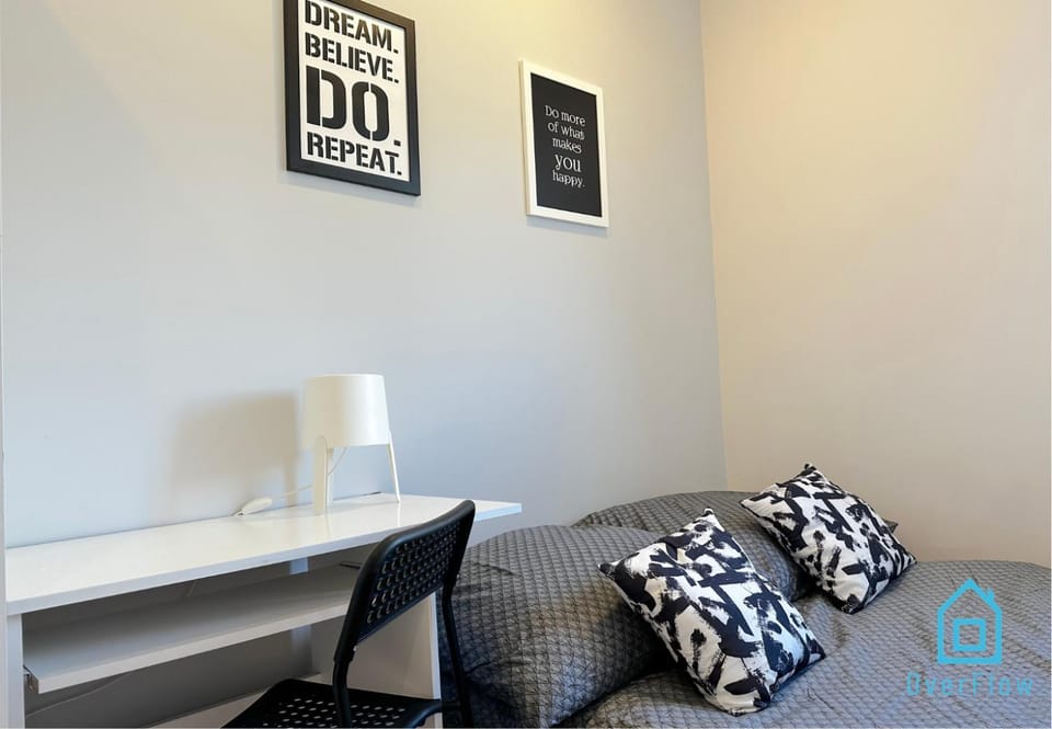 Walezy Room - Peaceful Retreat, 10 Minutes to Gdańsk Old Town & Seaside Vacation rental in Gdansk