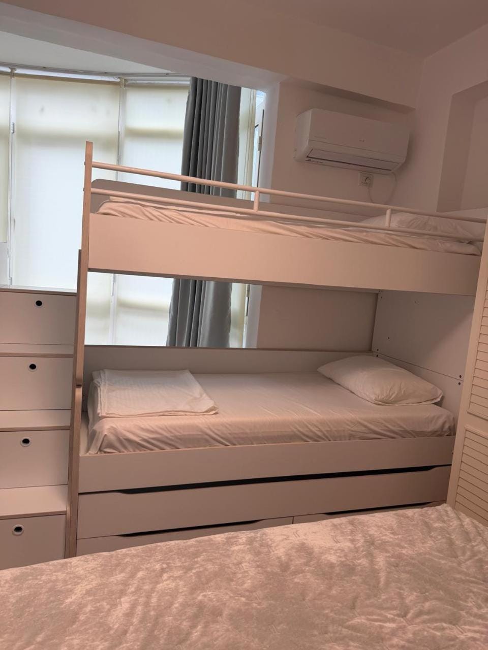 bunk bed
