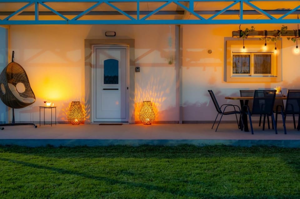 Property building, Garden view