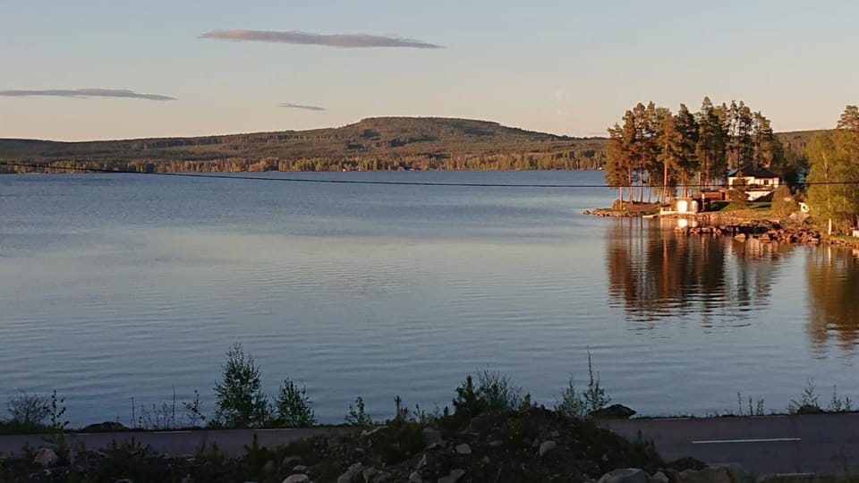 Lake view, Mountain view