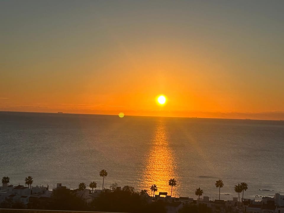 NEW!!! Luxury 3 beds apt with seaviews BS 2104 Apartment in Costa del Sol