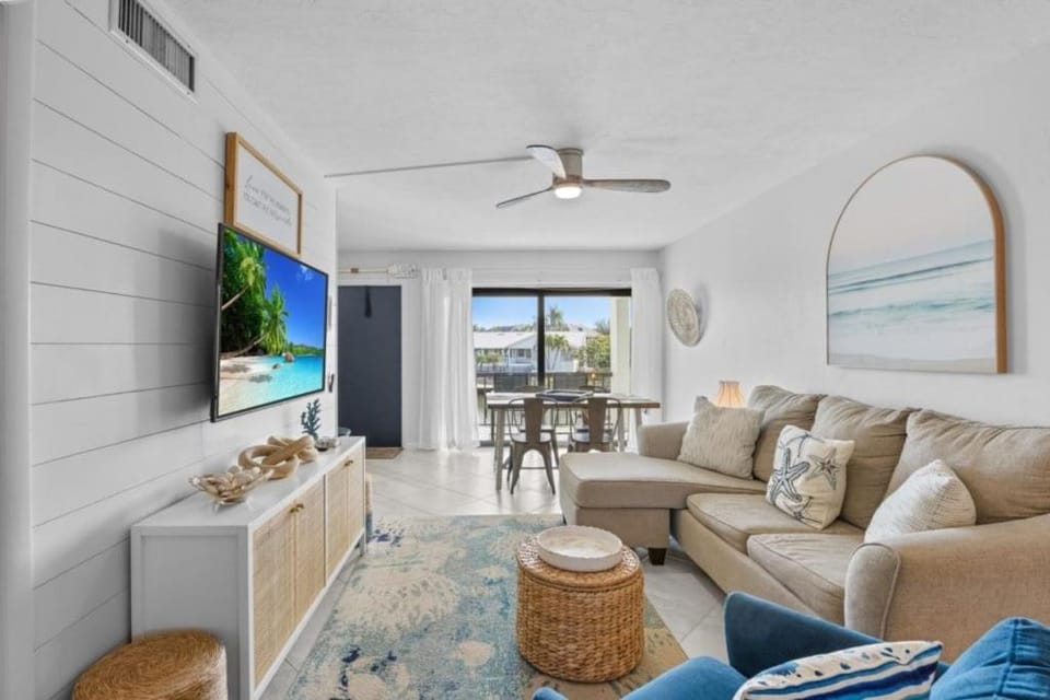 Tennis Place Unit B22 Apartment in Sanibel Island