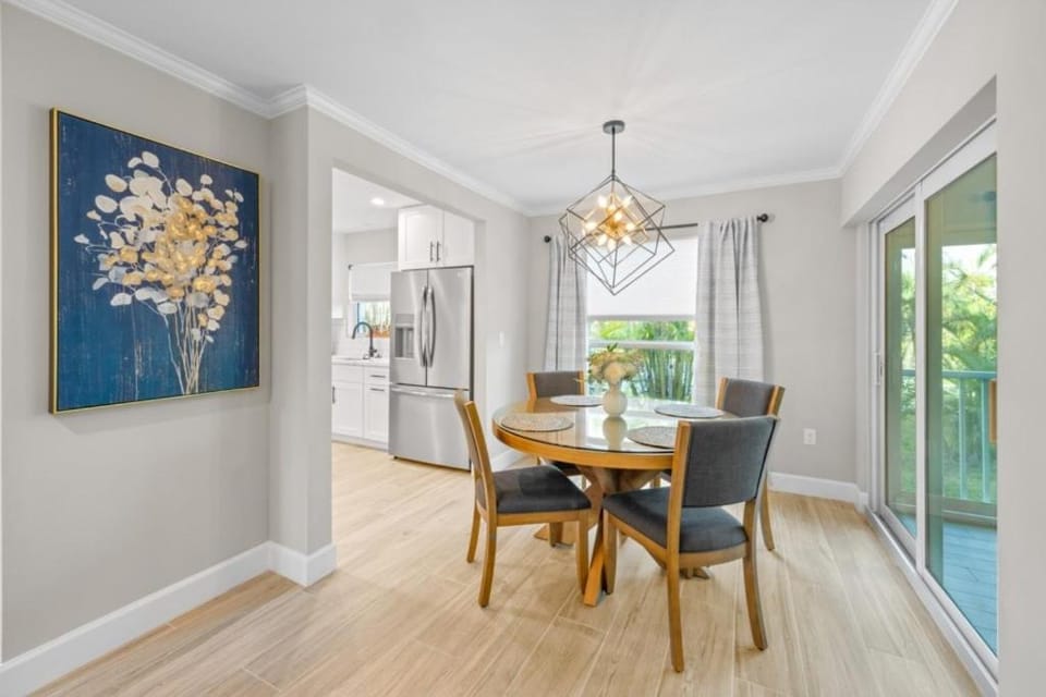 Seashells Unit 18-Coastal Breeze Apartment in Sanibel Island