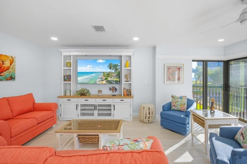 Kings Crown 110 Apartment in Sanibel Island