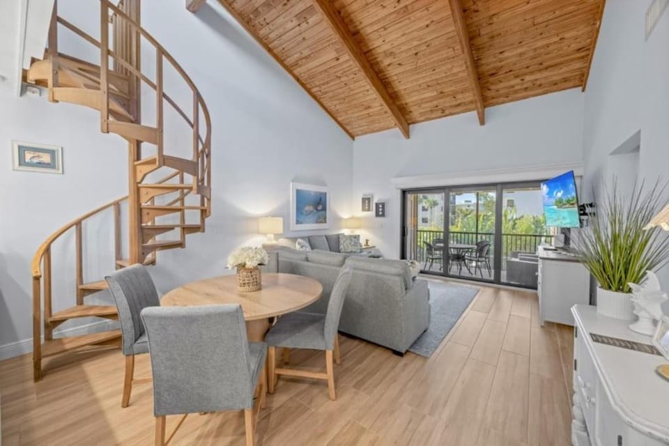 Coquina 3F Condo Apartment in Sanibel Island