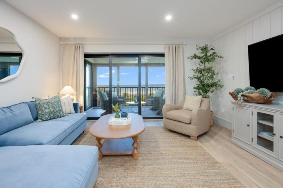 Sanddollar A302 Apartment in Sanibel Island