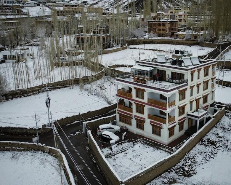 himalayan eco inn Hotel in Maharashtra