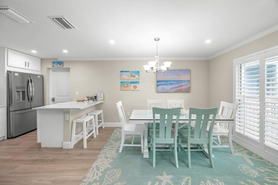 Seashells Unit 16 Apartment in Sanibel Island