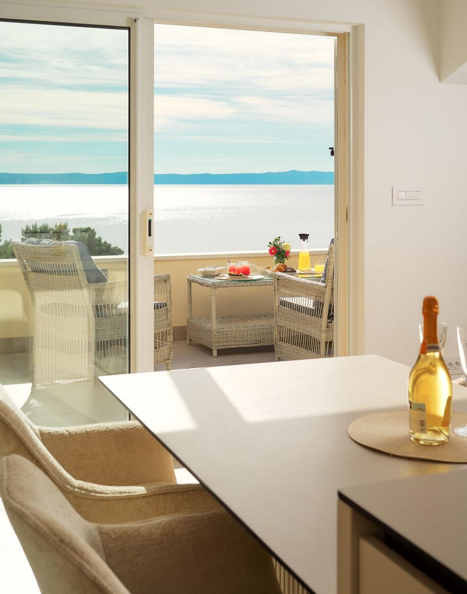 Sea view, kitchen