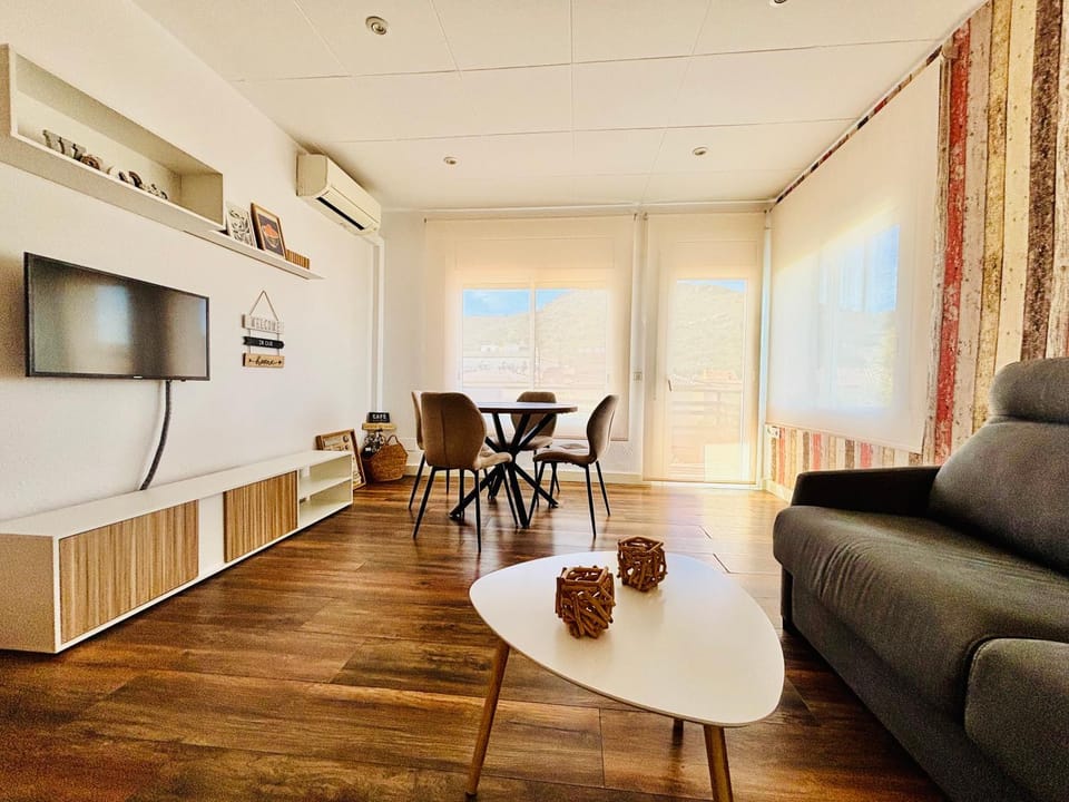 Global Immo 3400 Amsterdam Apartment in Roses