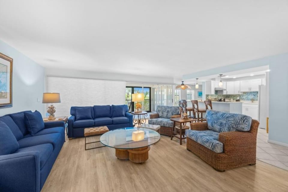 Kings Crown 211 condo Apartment in Sanibel Island